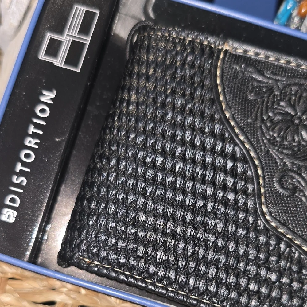 Distortion Black Embossed Card Holder